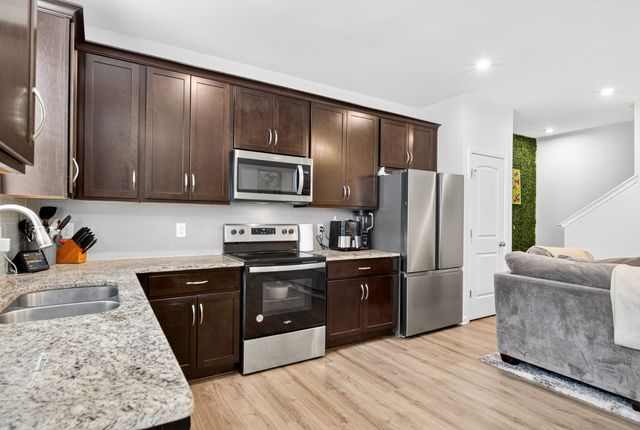 616 China Grove Aly, Antioch, TN 37013