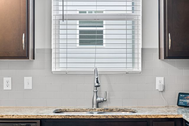 616 China Grove Aly, Antioch, TN 37013