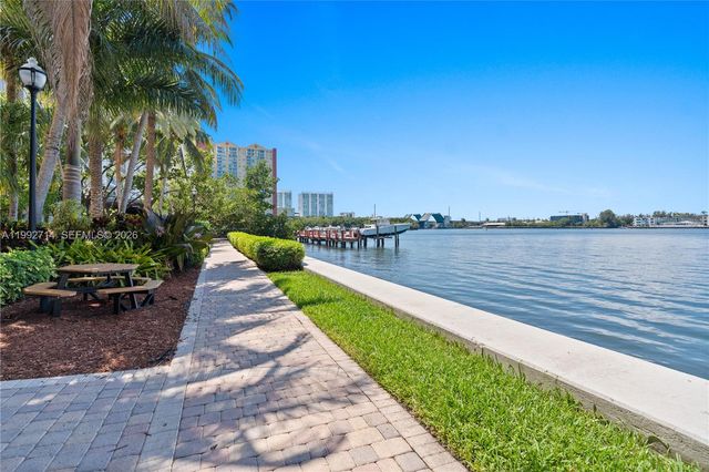 17100 N Bay Road 1301, Sunny Isles Beach, FL 33160