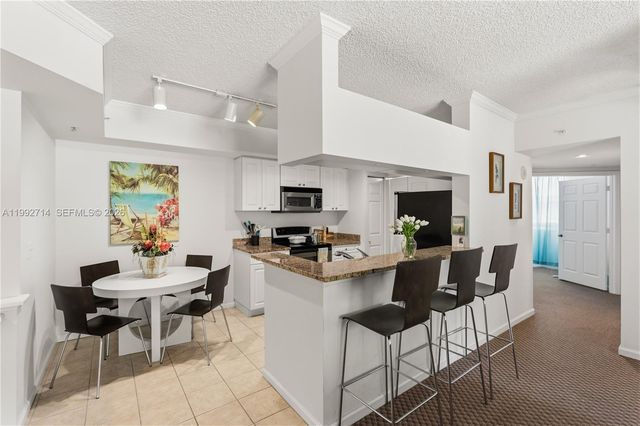 17100 N Bay Road 1301, Sunny Isles Beach, FL 33160