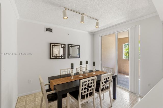 17100 N Bay Road 1301, Sunny Isles Beach, FL 33160