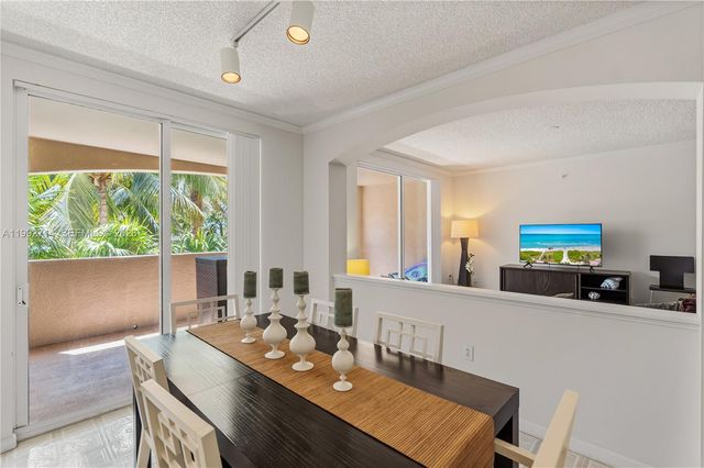 17100 N Bay Road 1301, Sunny Isles Beach, FL 33160