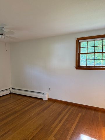 3 Hopewell Street, Taunton, MA 02780