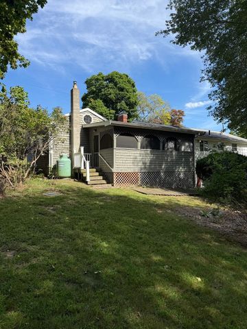 3 Hopewell Street, Taunton, MA 02780