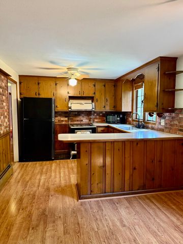 3 Hopewell Street, Taunton, MA 02780