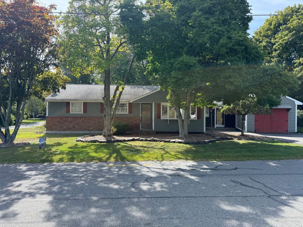 3 Hopewell Street, Taunton, MA 02780