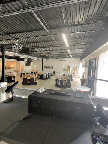 12712 Plymouth Road, Detroit, MI 48227
