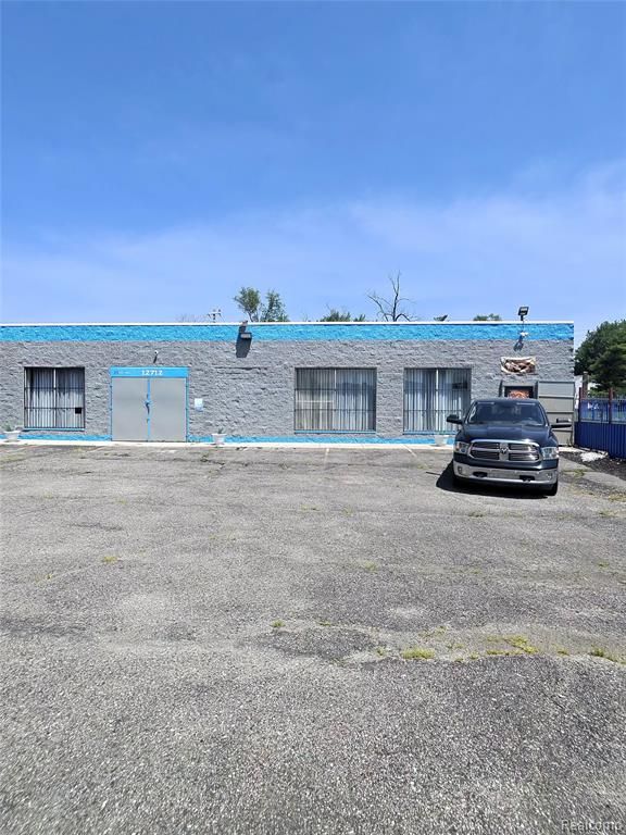 12712 Plymouth Road, Detroit, MI 48227