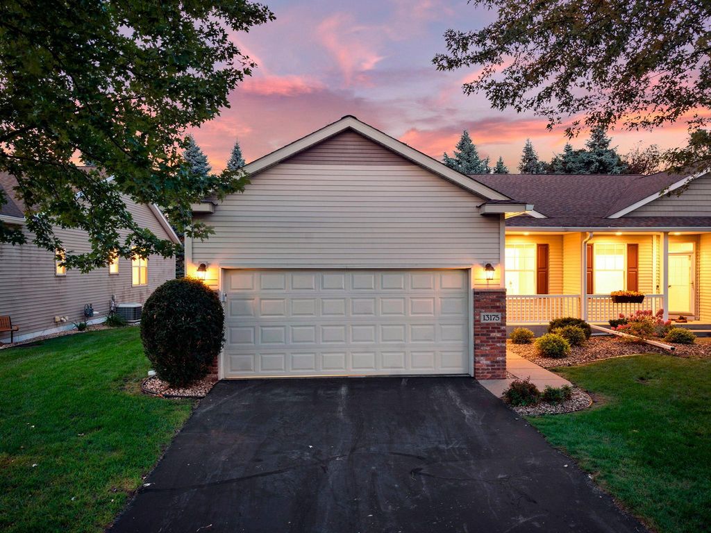 13175 Aberdeen Street NE, Blaine, MN 55449 — exterior