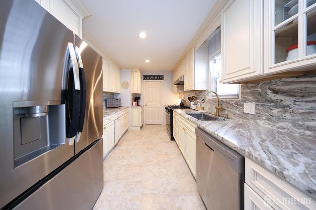 1219 Brandywine Drive, Toms River, NJ 08753