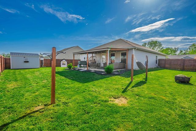 4408 N Emerald Pointe Way, Muncie, IN 47304