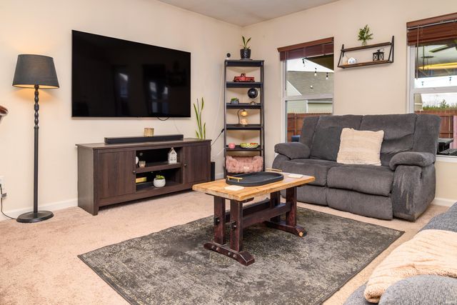 4408 N Emerald Pointe Way, Muncie, IN 47304