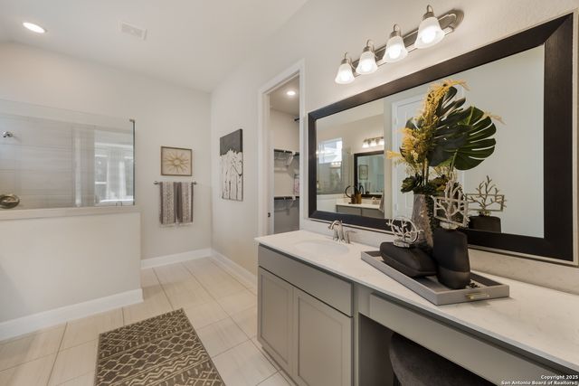 811 Niebla Creek, San Antonio, TX 78263