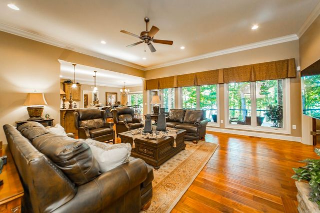 405 Grand Isle Drive, Fairfield Bay, AR 72088