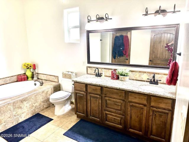 4084 Demos Avenue, Las Cruces, NM 88011