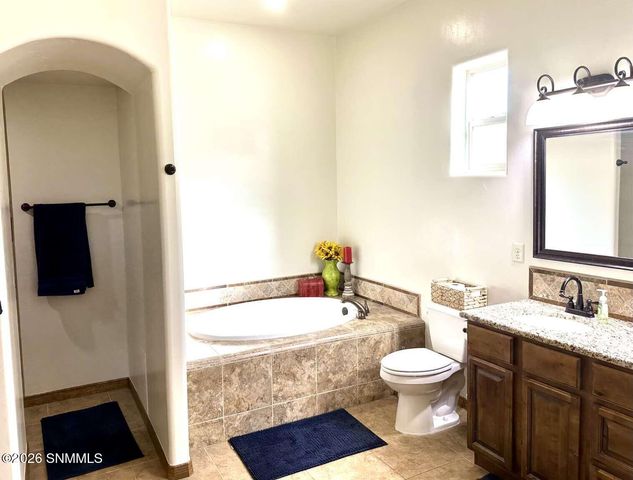 4084 Demos Avenue, Las Cruces, NM 88011