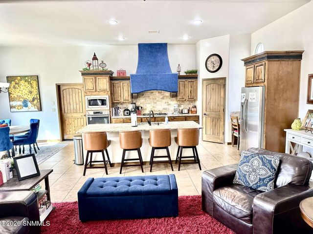 4084 Demos Avenue, Las Cruces, NM 88011