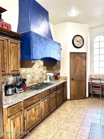 4084 Demos Avenue, Las Cruces, NM 88011