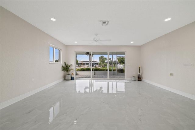 3961 HEADSAIL DRIVE, New Port Richey, FL 34652