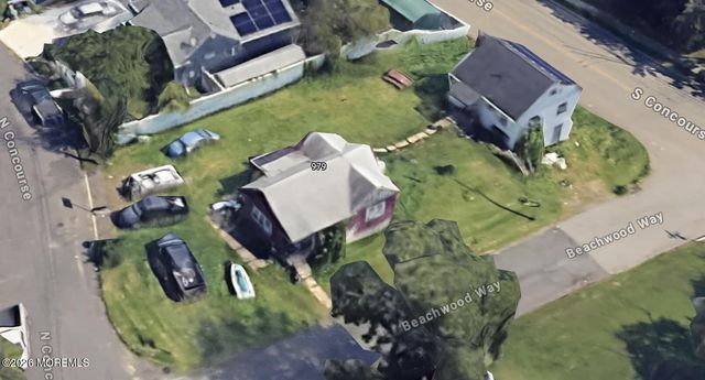 979 N Concourse, Keyport, NJ 07735