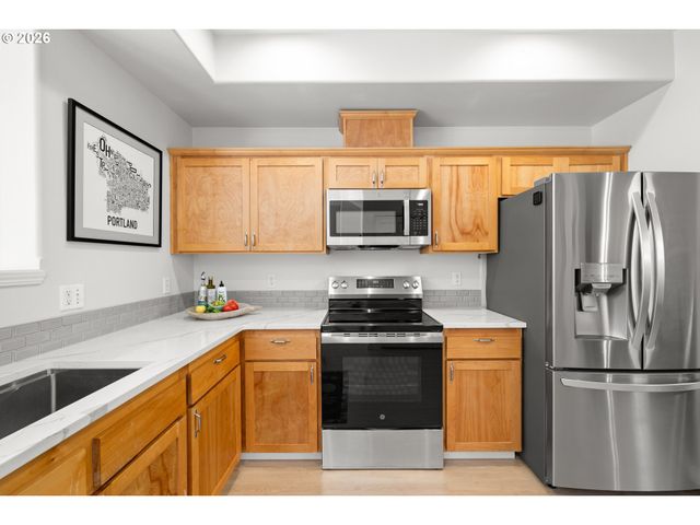 13240 Sw RAPTOR Pl, Tigard, OR 97223