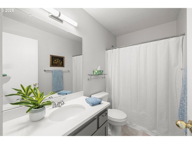 13240 Sw RAPTOR Pl, Tigard, OR 97223