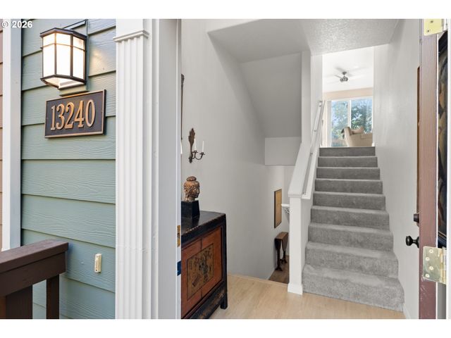 13240 Sw RAPTOR Pl, Tigard, OR 97223