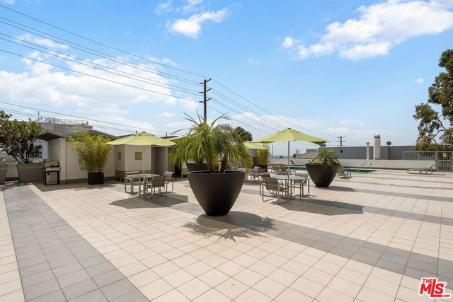 1155 N La Cienega Boulevard 710, West Hollywood, CA 90069