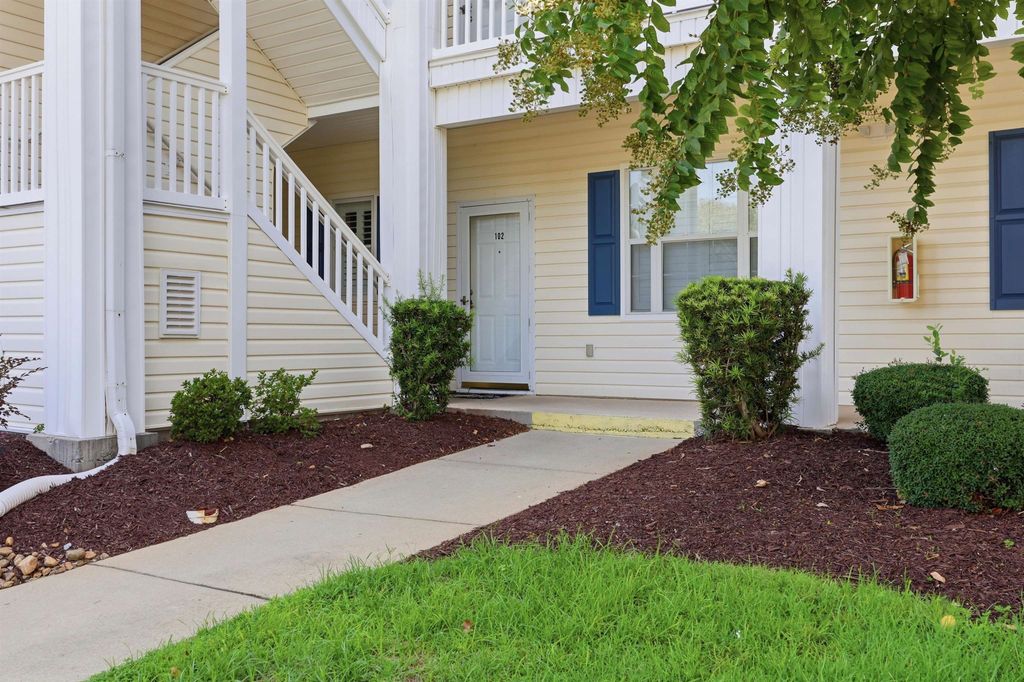 901 W Port Dr Unit 102, North Myrtle Beach, SC 29582 — photo 2