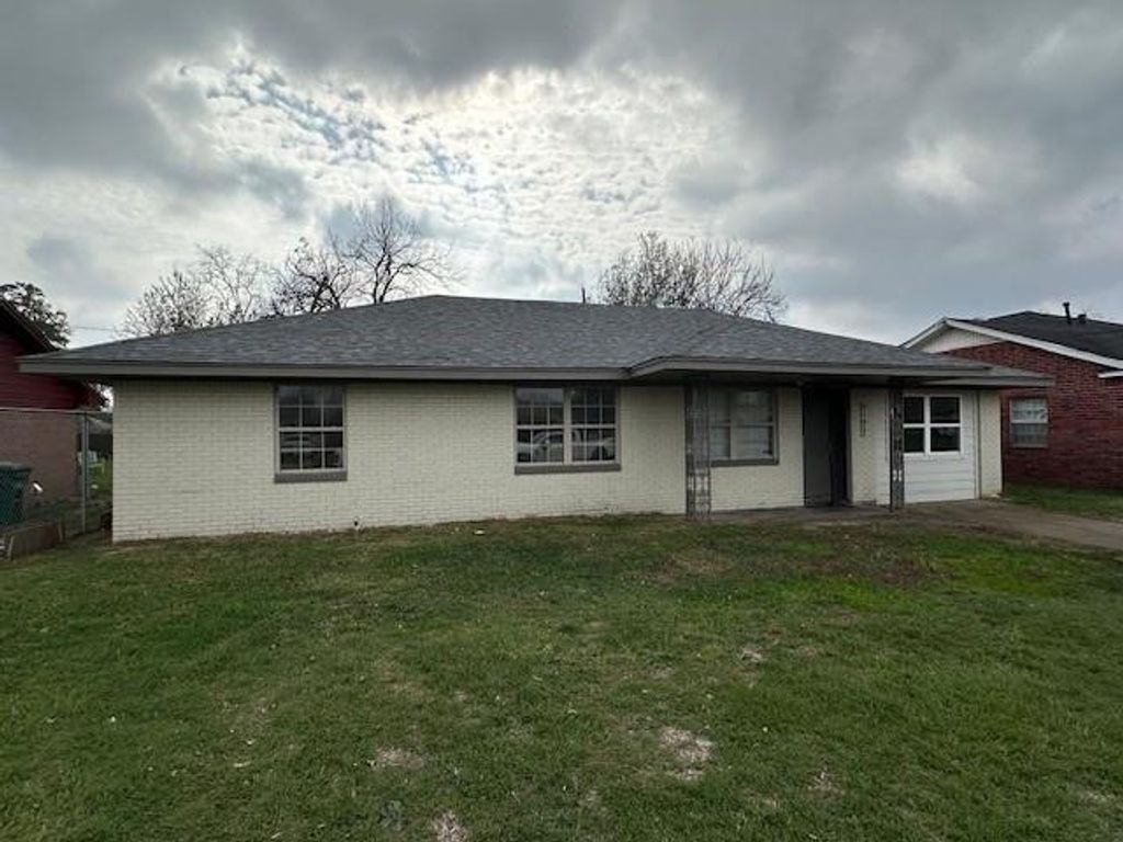 9122 Laura Koppe Road, Houston, TX 77078