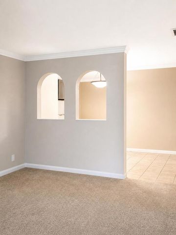 2825 N Los Felices Road 107, Palm Springs, CA 92262