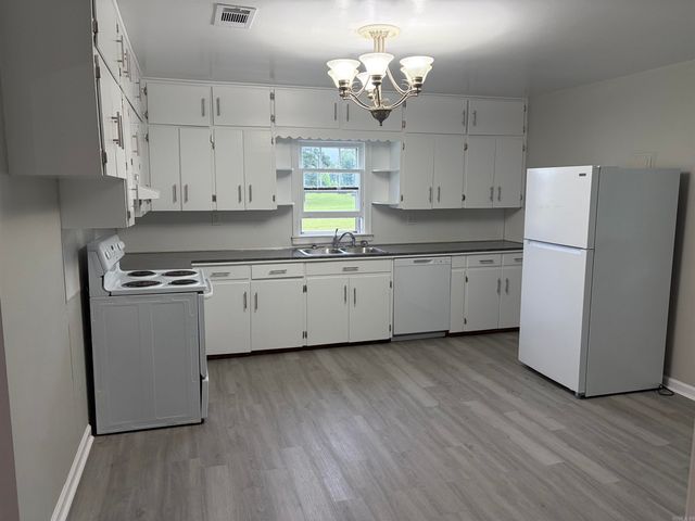 21024 Arch St, Little Rock, AR 72206