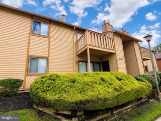 1605 WOODHOLLOW DR, Marlton, NJ 08053