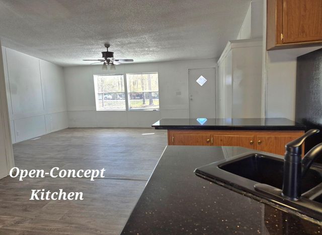 5019 Melanie Lane, Crosby, TX 77532