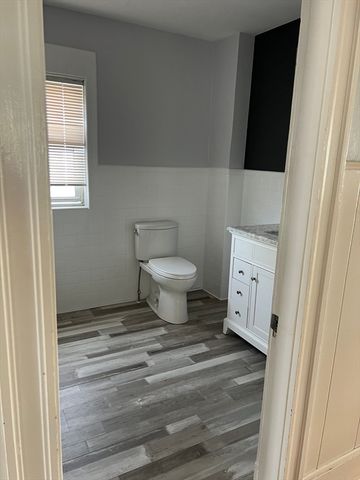 27 Wisconsin Ave 3, Somerville, MA 02145