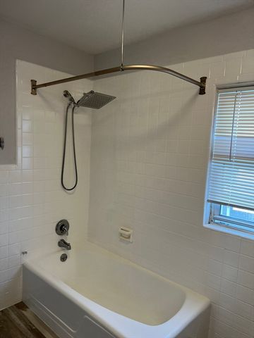 27 Wisconsin Ave 3, Somerville, MA 02145