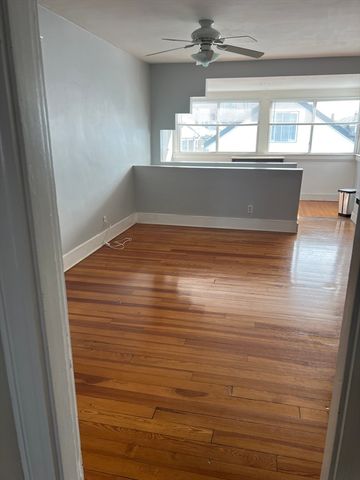 27 Wisconsin Ave 3, Somerville, MA 02145