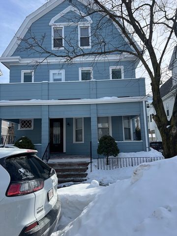 27 Wisconsin Ave 3, Somerville, MA 02145