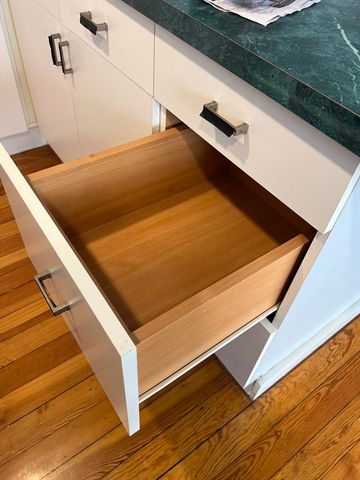 27 Wisconsin Ave 3, Somerville, MA 02145