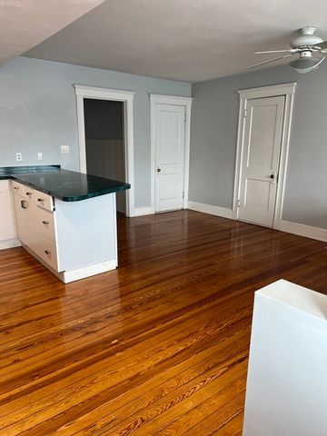 27 Wisconsin Ave 3, Somerville, MA 02145