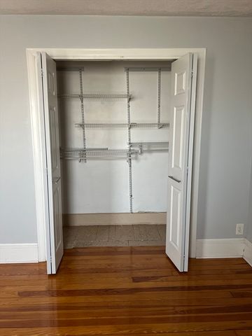 27 Wisconsin Ave 3, Somerville, MA 02145