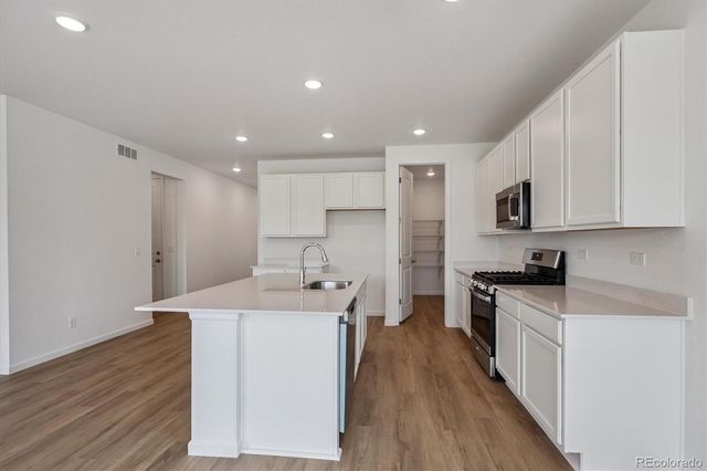 4276 Graywood Drive, Johnstown, CO 80534