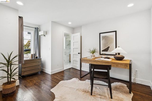 5323 Miles Ave, Oakland, CA 94618