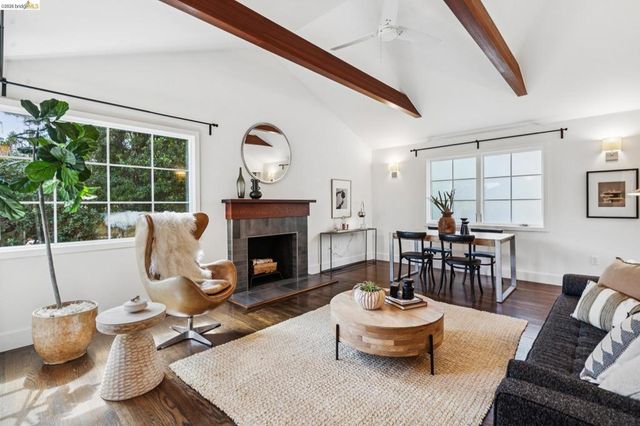 5323 Miles Ave, Oakland, CA 94618