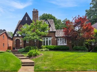 7360 Teasdale Avenue, St Louis, MO 63130