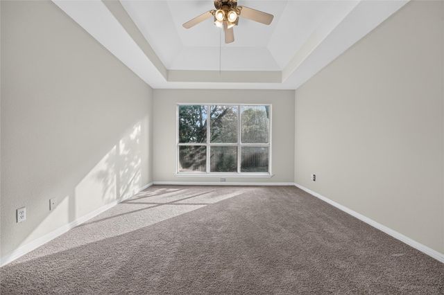 4 Cedarwood CIR, Wimberley, TX 78676
