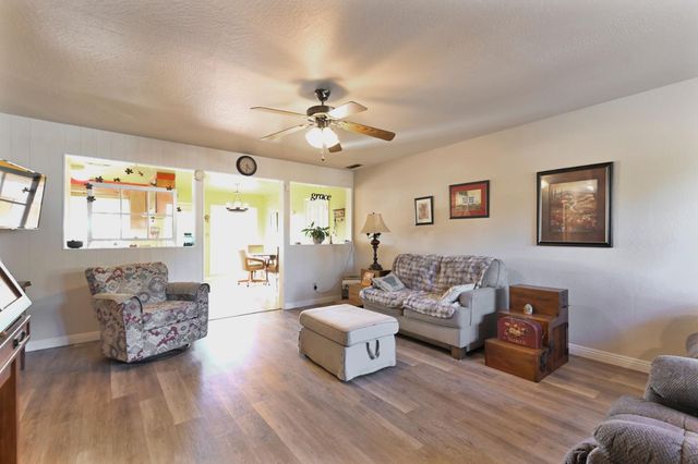 10471 Mariposa Ave, Jackson, CA 95642
