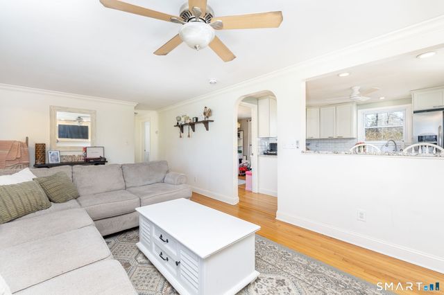 18 Debra Lane, Bristol, CT 06010