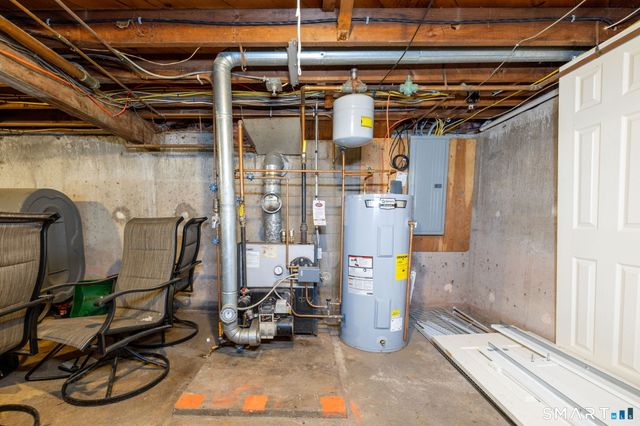 18 Debra Lane, Bristol, CT 06010