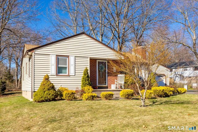 18 Debra Lane, Bristol, CT 06010